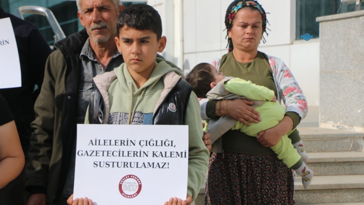 Adalet Peşinde Aileleri: Basın ‘Depremde yakınlarını kaybeden ailelerin sesi oldu’  – Videolu Haber